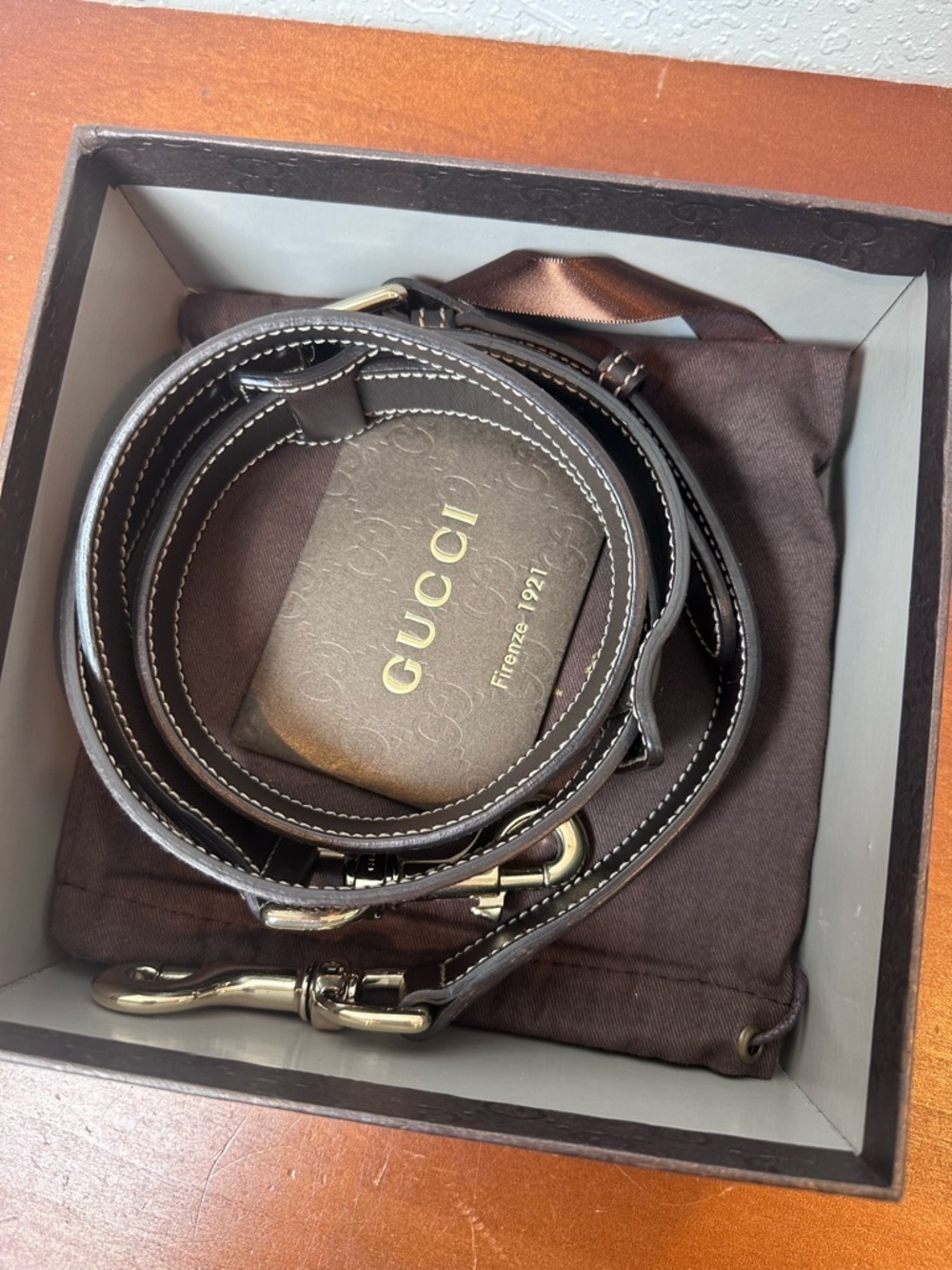 Authentic Gucci Handbag
Replacement Strap Leather Shoulder Crossbody Brown